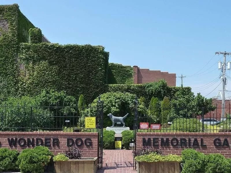 Jim the Wonder God Memorial Garden in Marshall, Missouri