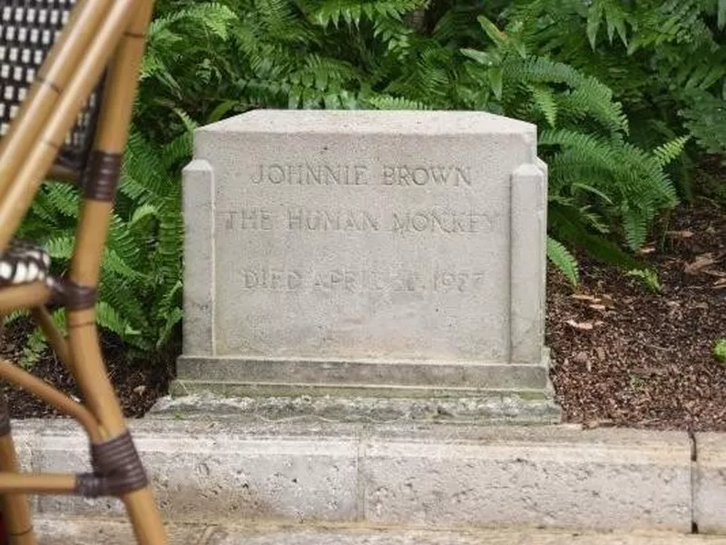 Addison Mizner's monkey grave in Palm Beach, Florida